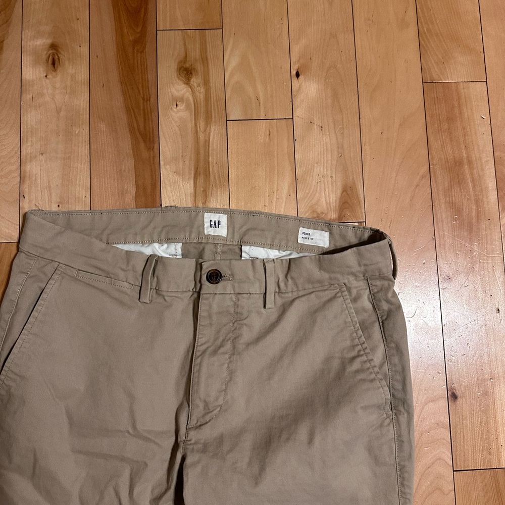 Gap Essential Khaki